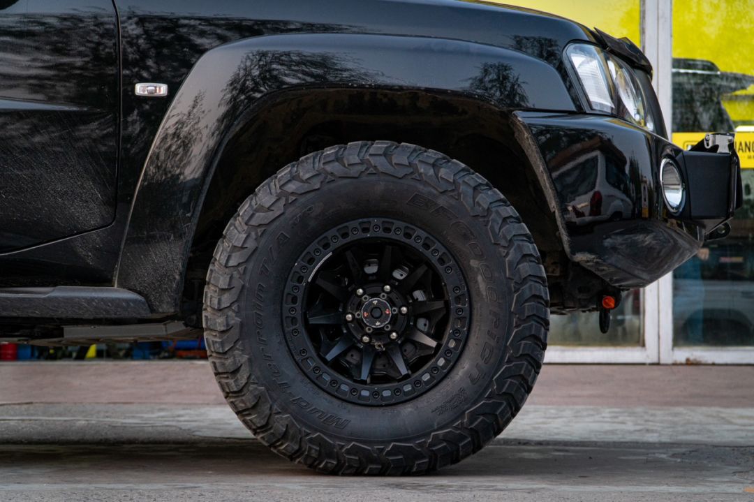 途乐y60隐藏绞盘,途乐y61隐藏的功能