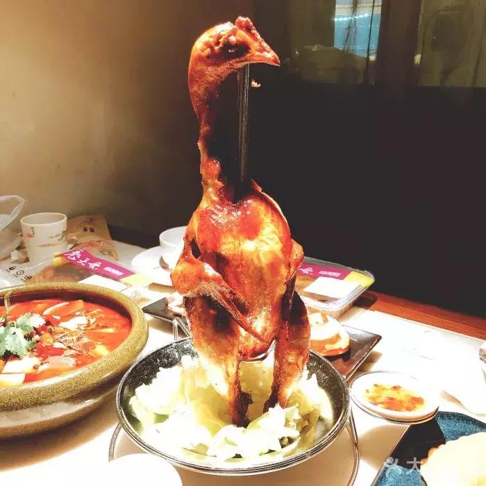 江湖上最霸气菜名,最个性的江湖菜店名