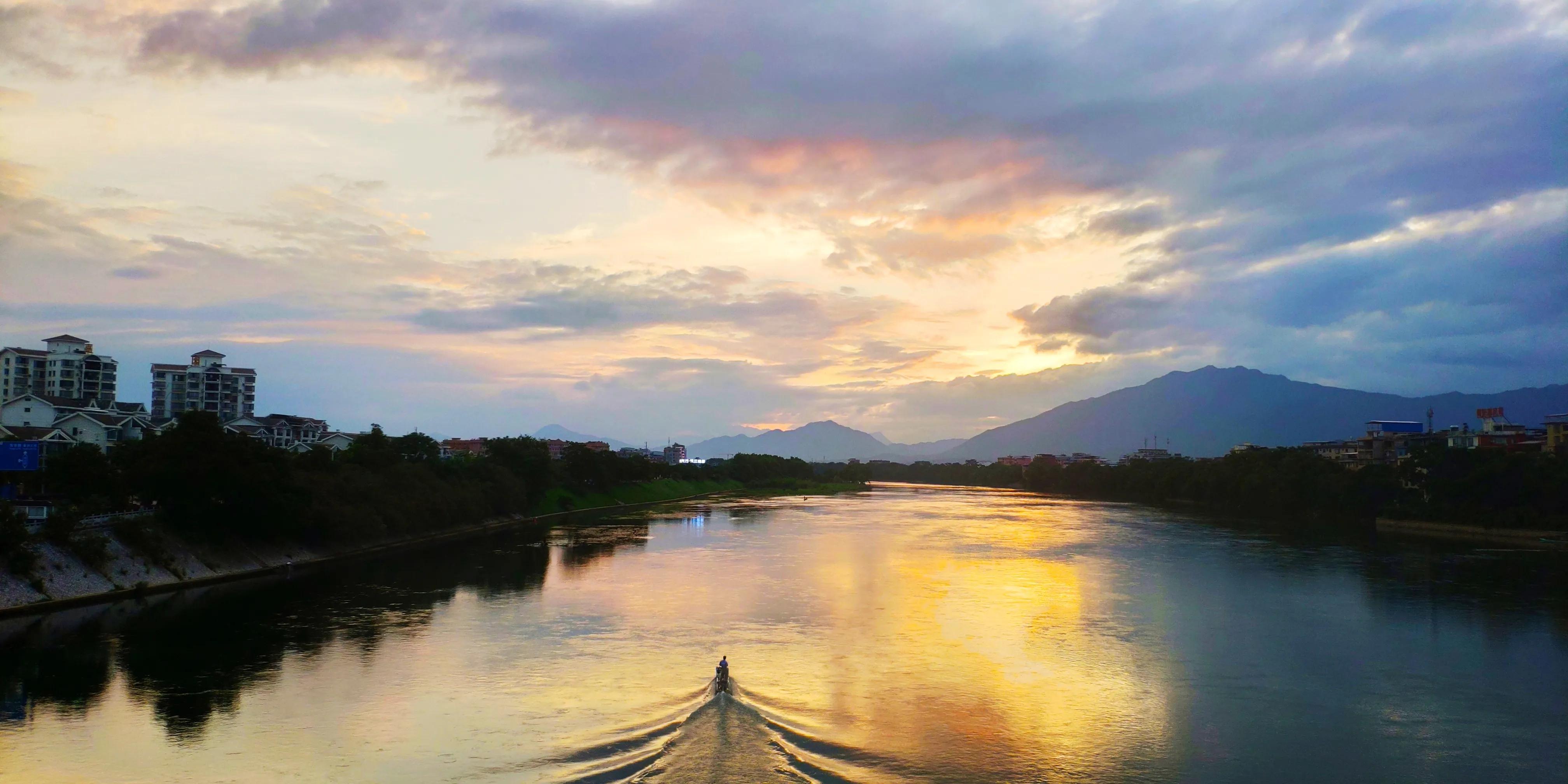 桂林第一山尧山风景区,桂林第一山