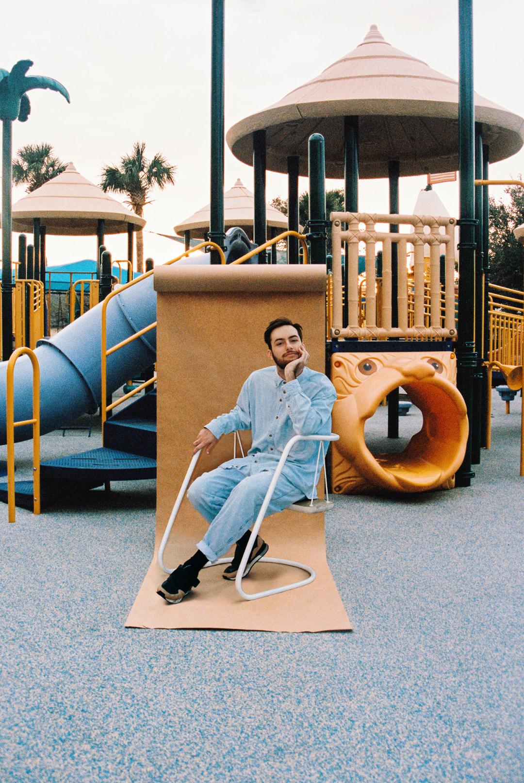 重新设计空间,变形的椅子设计