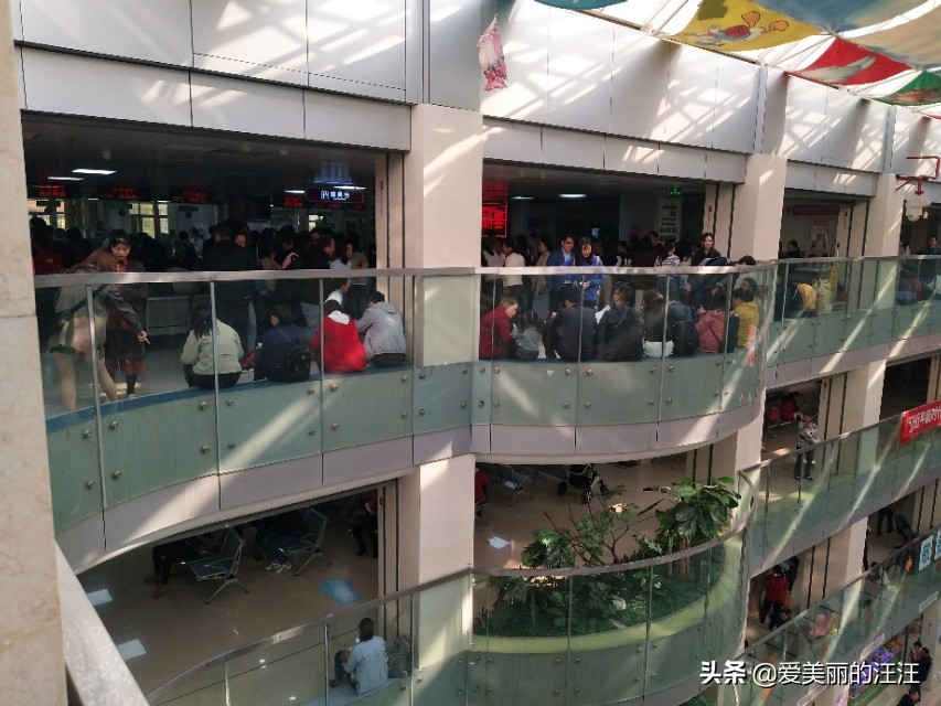 武汉市妇幼保健院哪个医生厉害,武汉妇幼保健院人多吗