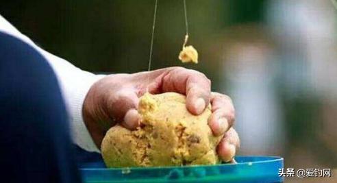 拉饵钓鱼技巧和方法,钓鱼拉饵开饵技巧