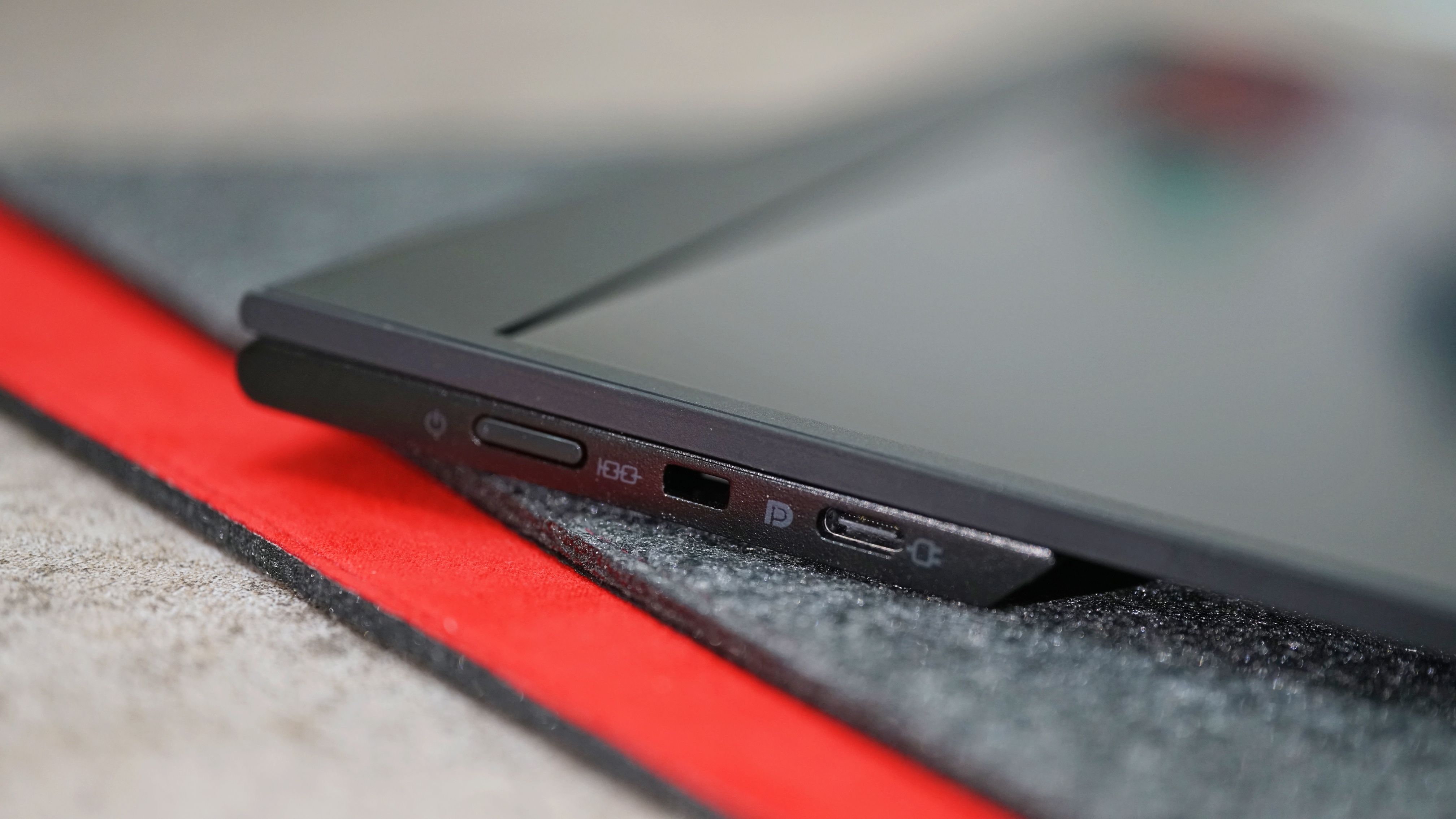 联想发布thinkvision裸眼3d显示器,联想裸眼3d显示器thinkvision27评测