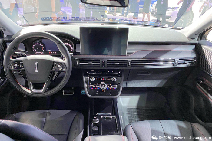 吉利星瑞和高尔夫8哪个更值得买,高尔夫和星瑞