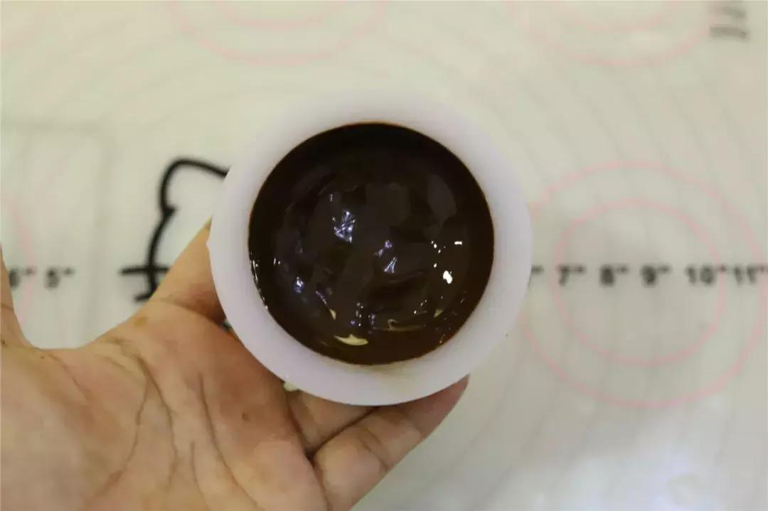 敖丙？奥饼？其实是奥利奥黑巧冰淇淋月饼