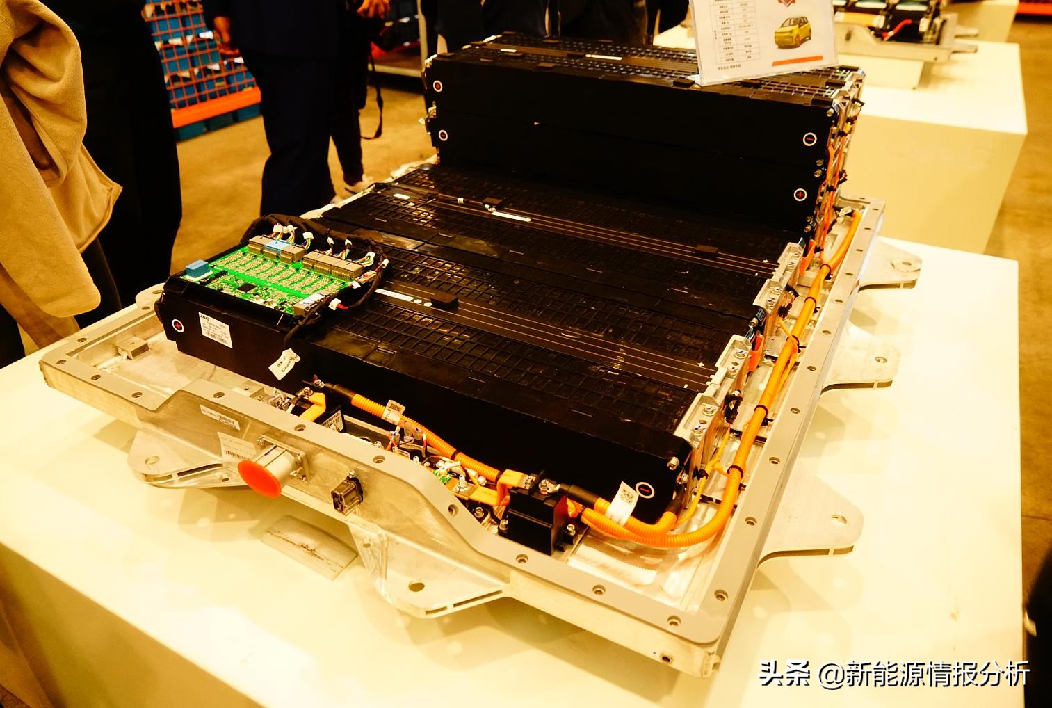 江淮思皓e10x电池电耗光了怎么办,大众思皓e10x与江淮e10x有啥区别