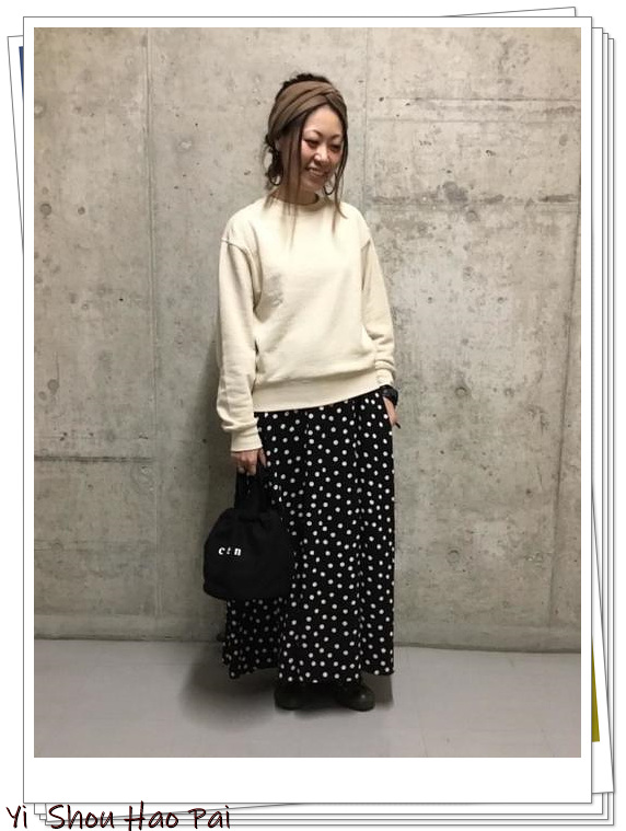 即将流行的法式波点裙,今年流行波点连衣裙吗