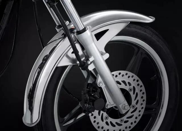 五羊本田推出国四太子摩托车,颜值高,油耗低,实用性非常强