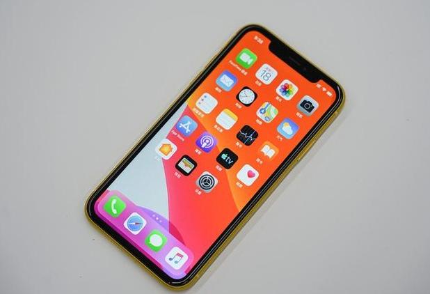 为什么有些人喜欢买iphone,为什么有很多人喜欢买苹果iphone