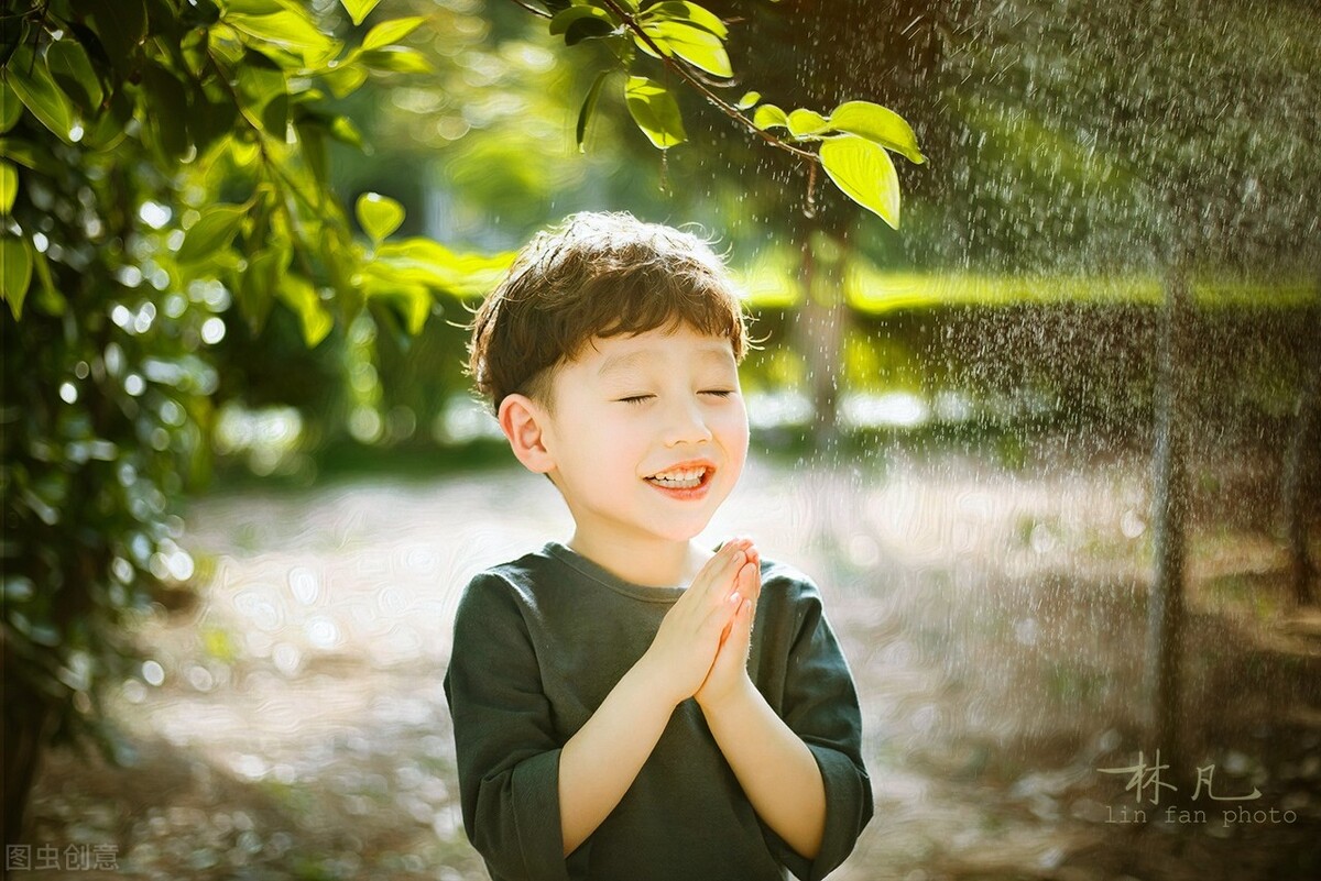 孩子在学校没有好朋友怎么办,怎么引导孩子交朋友和同学相处