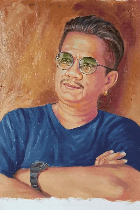 他卖掉豪宅搬进山洞,做出一个全世界风景最好的厕所