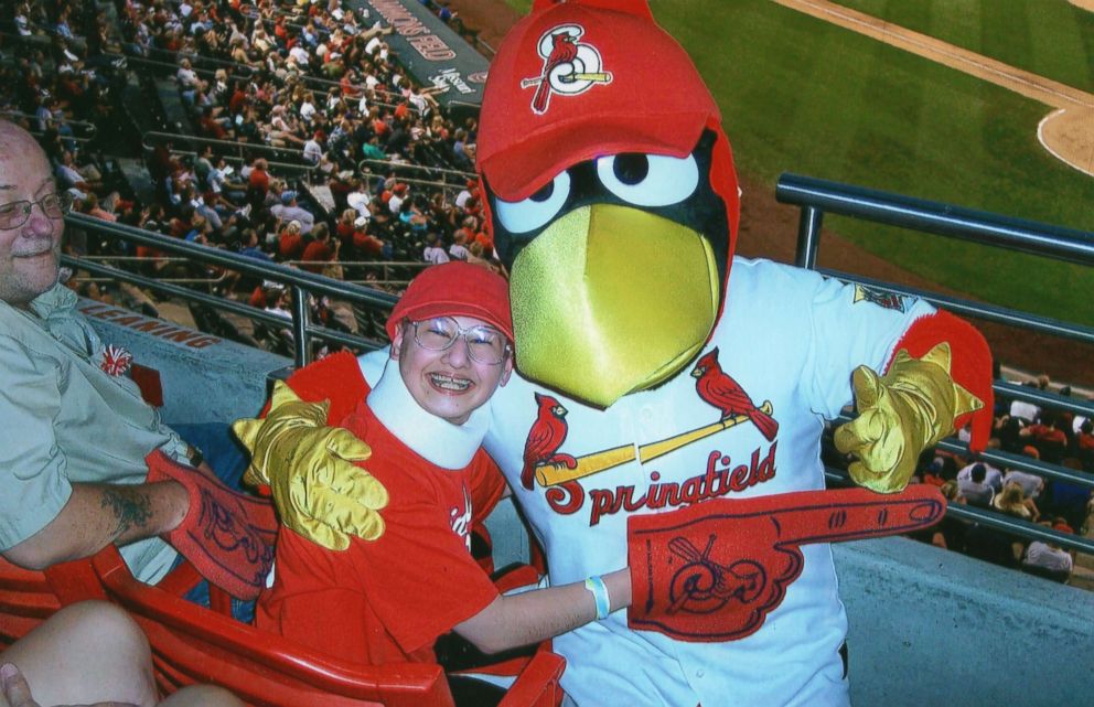 亲眼目睹母亲被杀案,儿时亲眼看到母亲被杀案