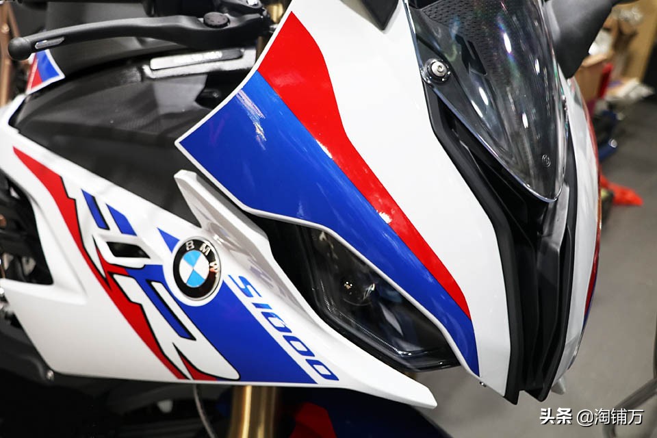 最新款宝马s1000rr沉浸式体验,宝马s1000rr新款跟老款选择