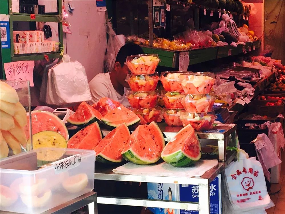 在培华，我4年胖了10斤！食堂是减肥路上最大的绊脚石