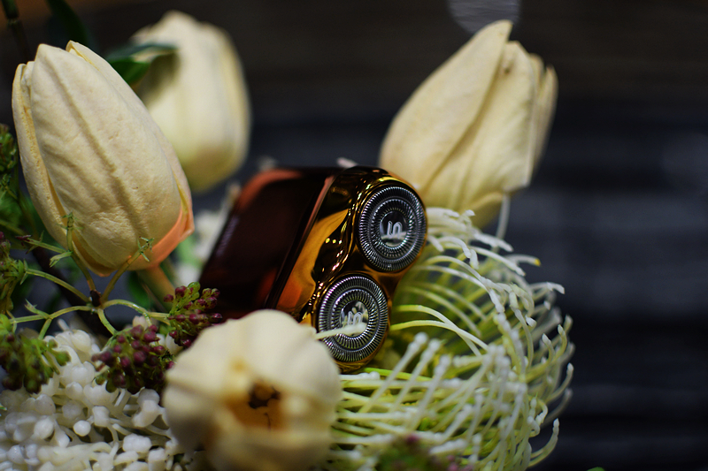 怦然心动剃须刀,须眉剃须刀电动小巧便携刮胡刀