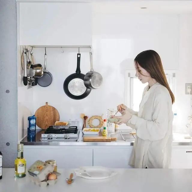 38岁独居全职博主,韩国独居博主