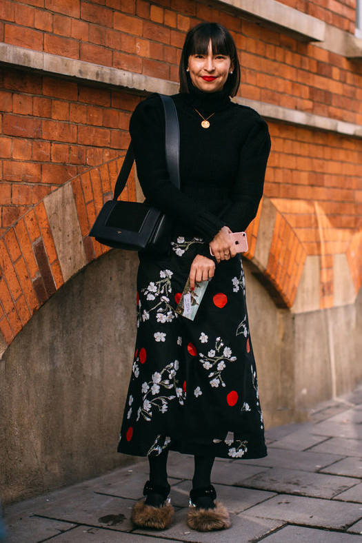 爱穿裙子的女人穿什么好看,爱穿长裙的优雅女人