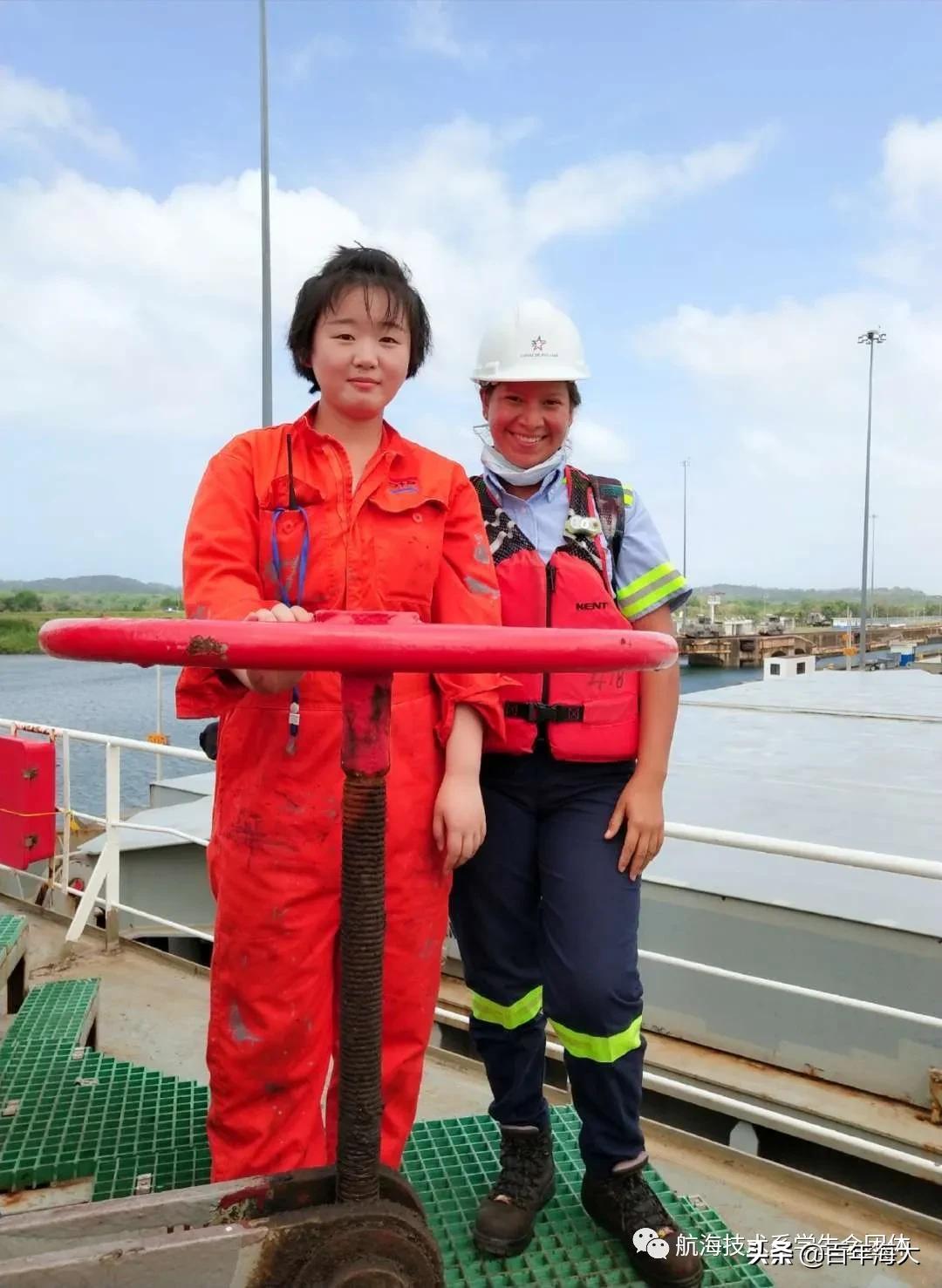 这个小妮不简单,乡下丫头不简单