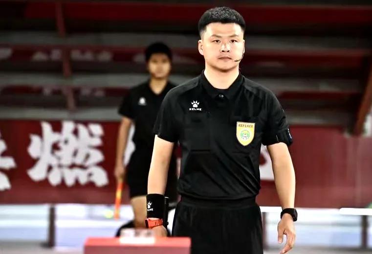 大力支持中国足协工作，长春市足协开展裁判公益培训活动