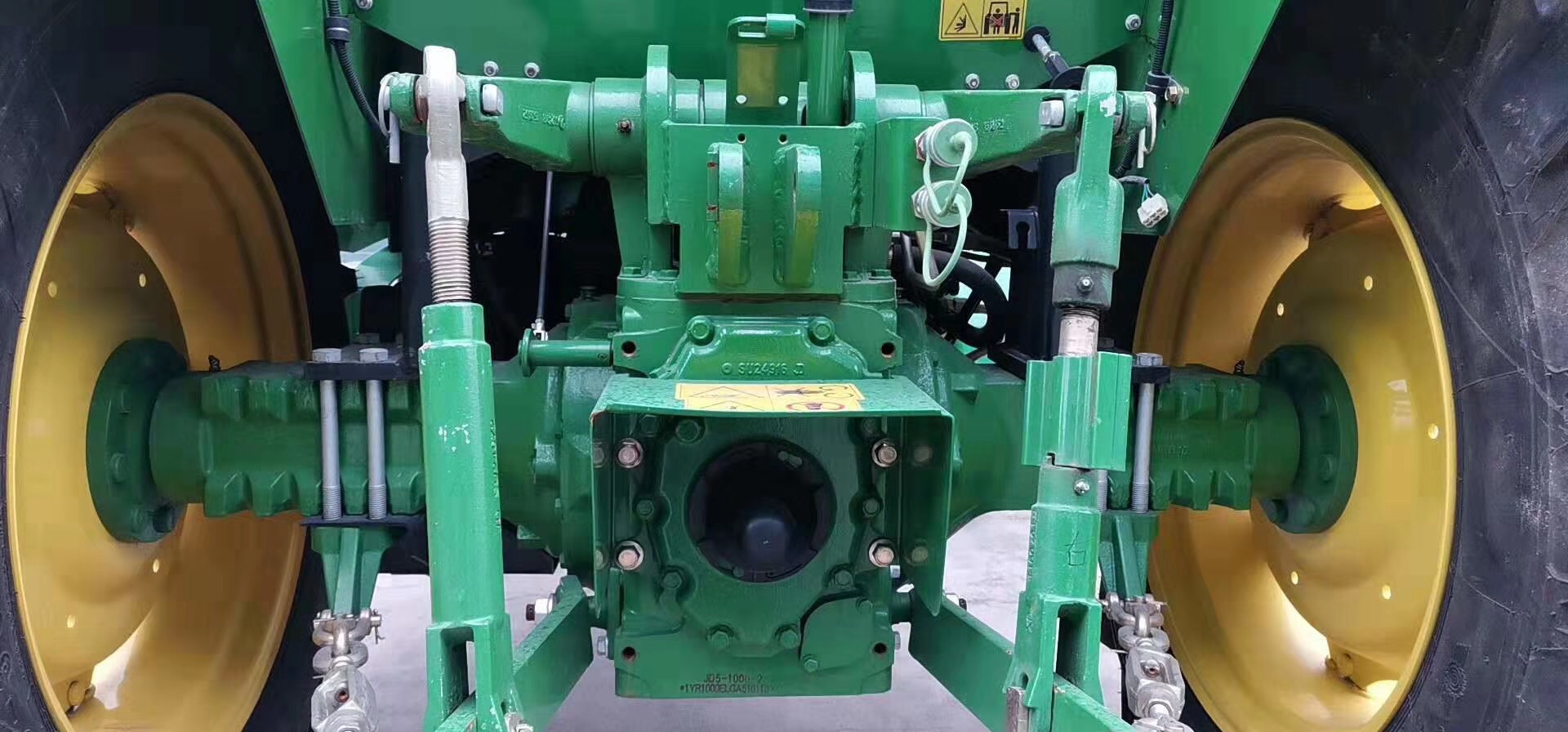 这台拖拉机值不值49万,为什么万年红拖拉机那么便宜