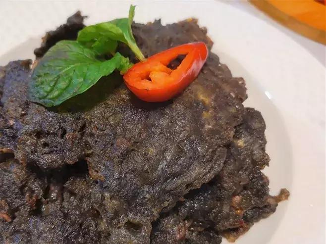 潮汕生腌海鲜一口吃完,潮汕生腌海鲜不是一般人能吃的