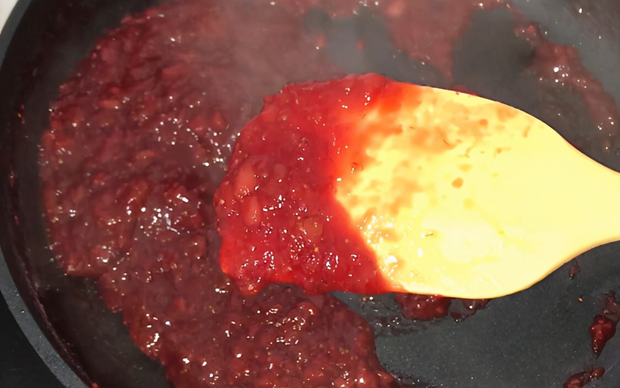 300克草莓用多少克糖制作草莓酱,草莓怎么做好吃又简单不用火