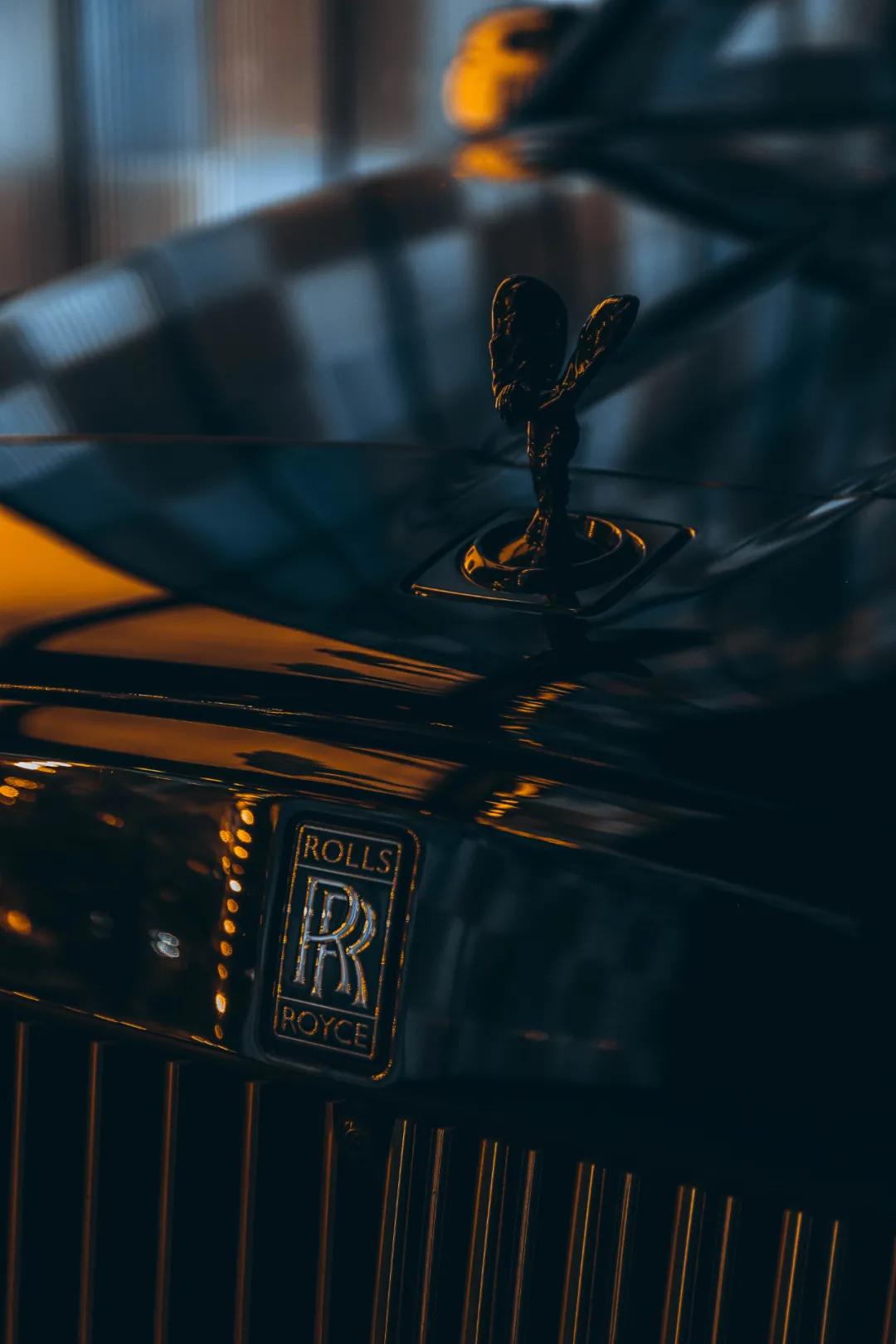 劳斯莱斯库里南blackbadge橘黄,劳斯莱斯库里南blackbadge越野