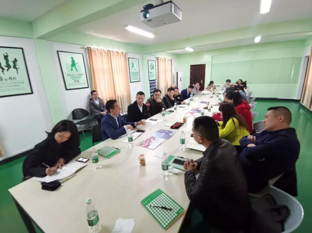 星启之能仟吉眼界决定世界