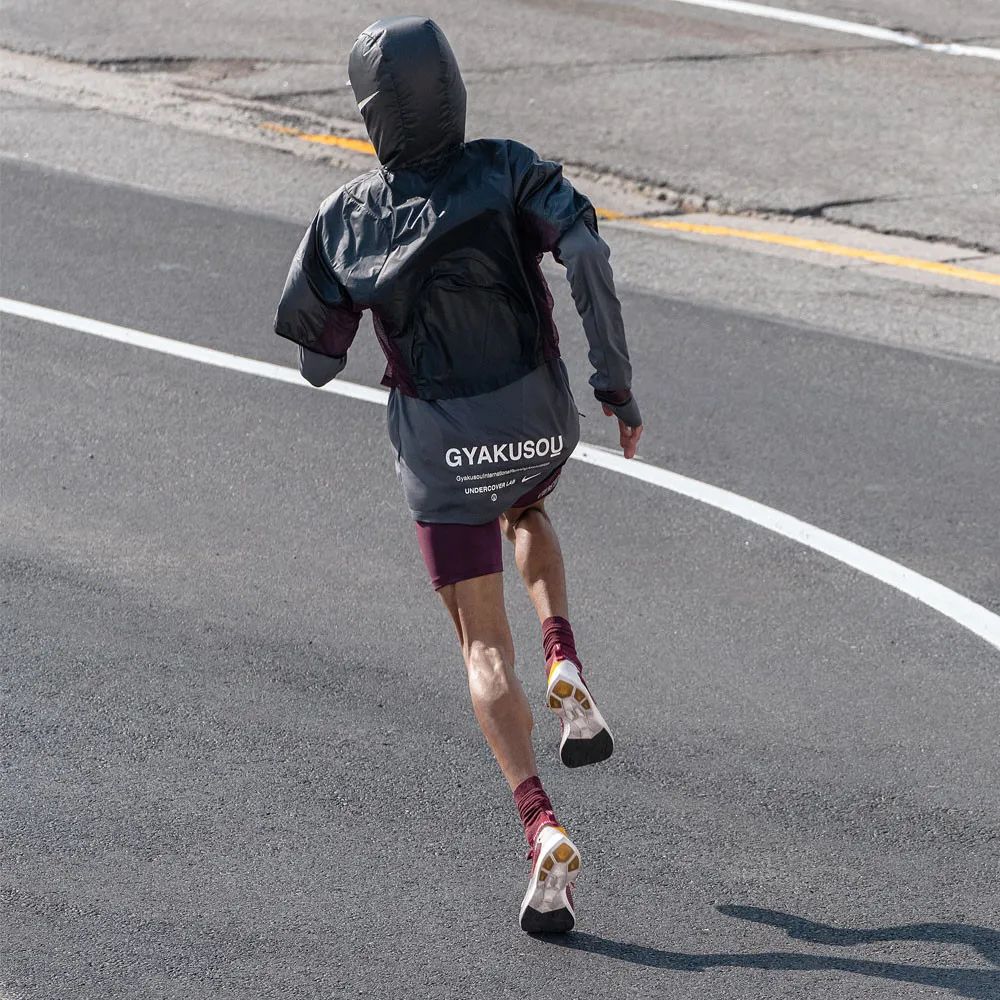 健身短裤平时可以穿吗,健身短裤穿宽松的还是收紧的