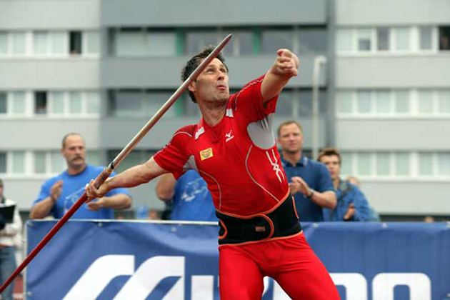 世界上七个人类极限纪录,那些足坛历史上无法超越的镜头