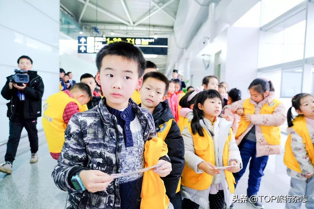 筑梦潇湘,一鹭高飞——小记者走进白鹭大讲堂