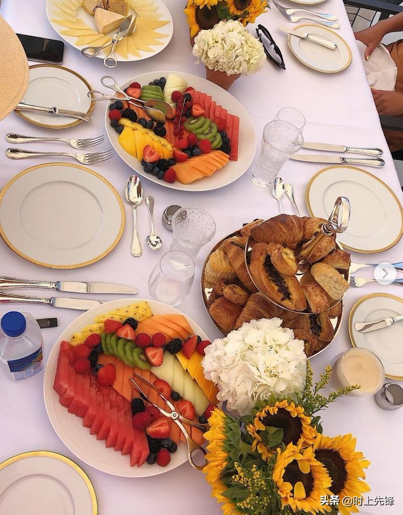 凯莉詹娜钻石,凯莉詹娜首饰图片