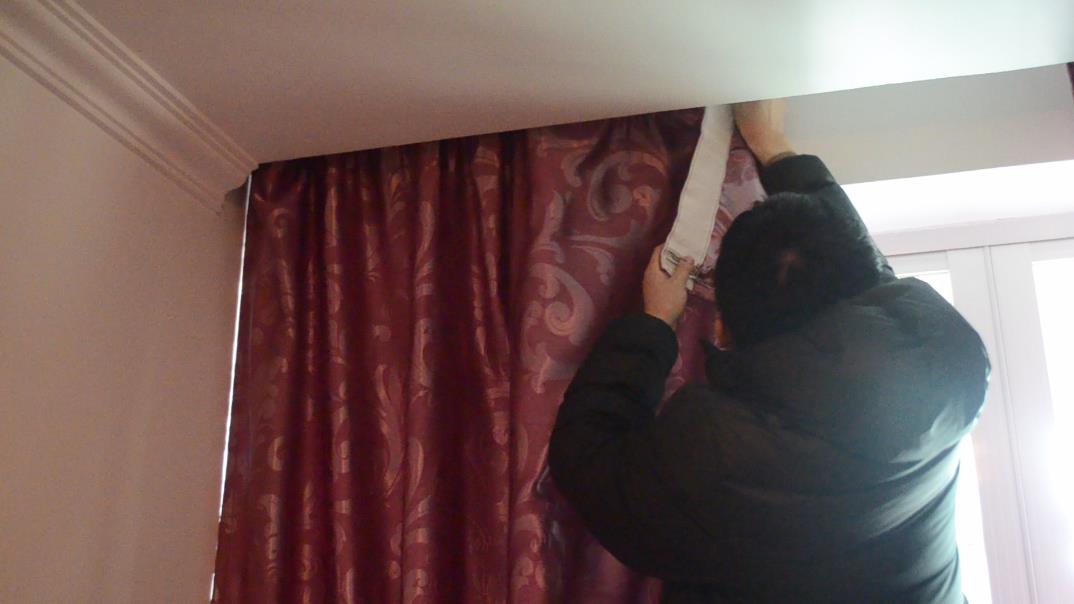 窗帘有扣用洗衣机怎么洗,窗帘有钩子怎么洗