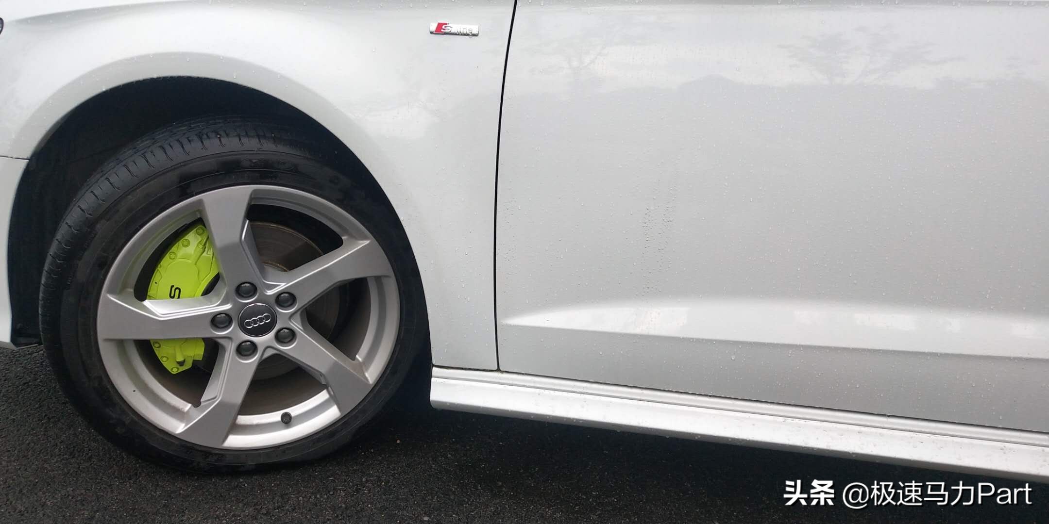 买豪华入门级车还是普通b级车,买豪华入门车