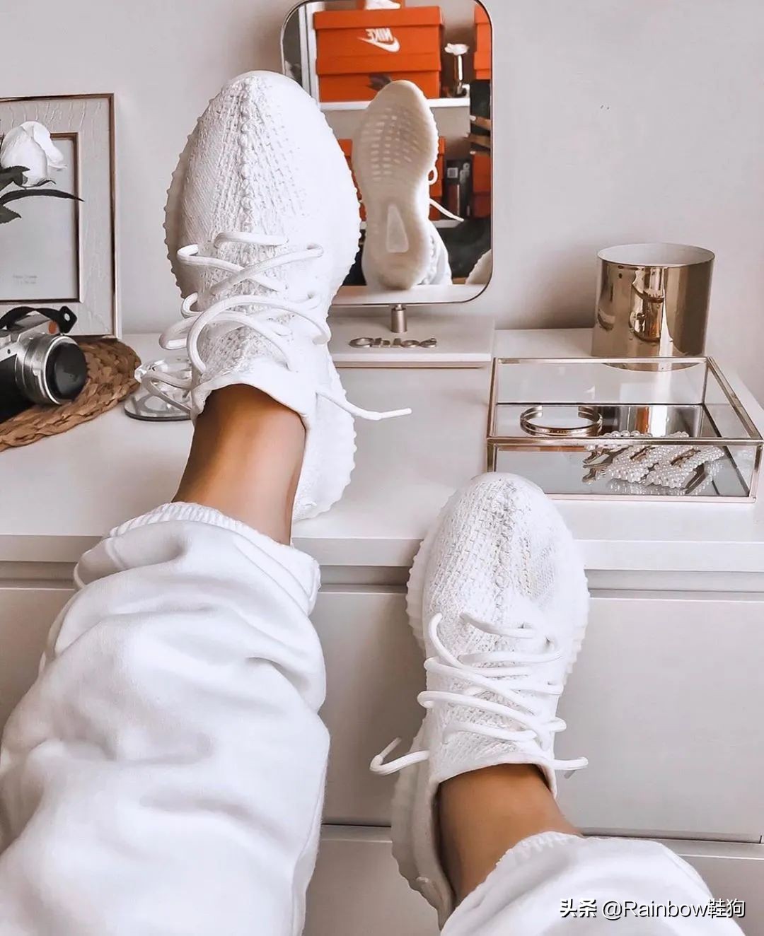 小众不烂大街的yeezy350 (女生最值得入手的yeezy350)