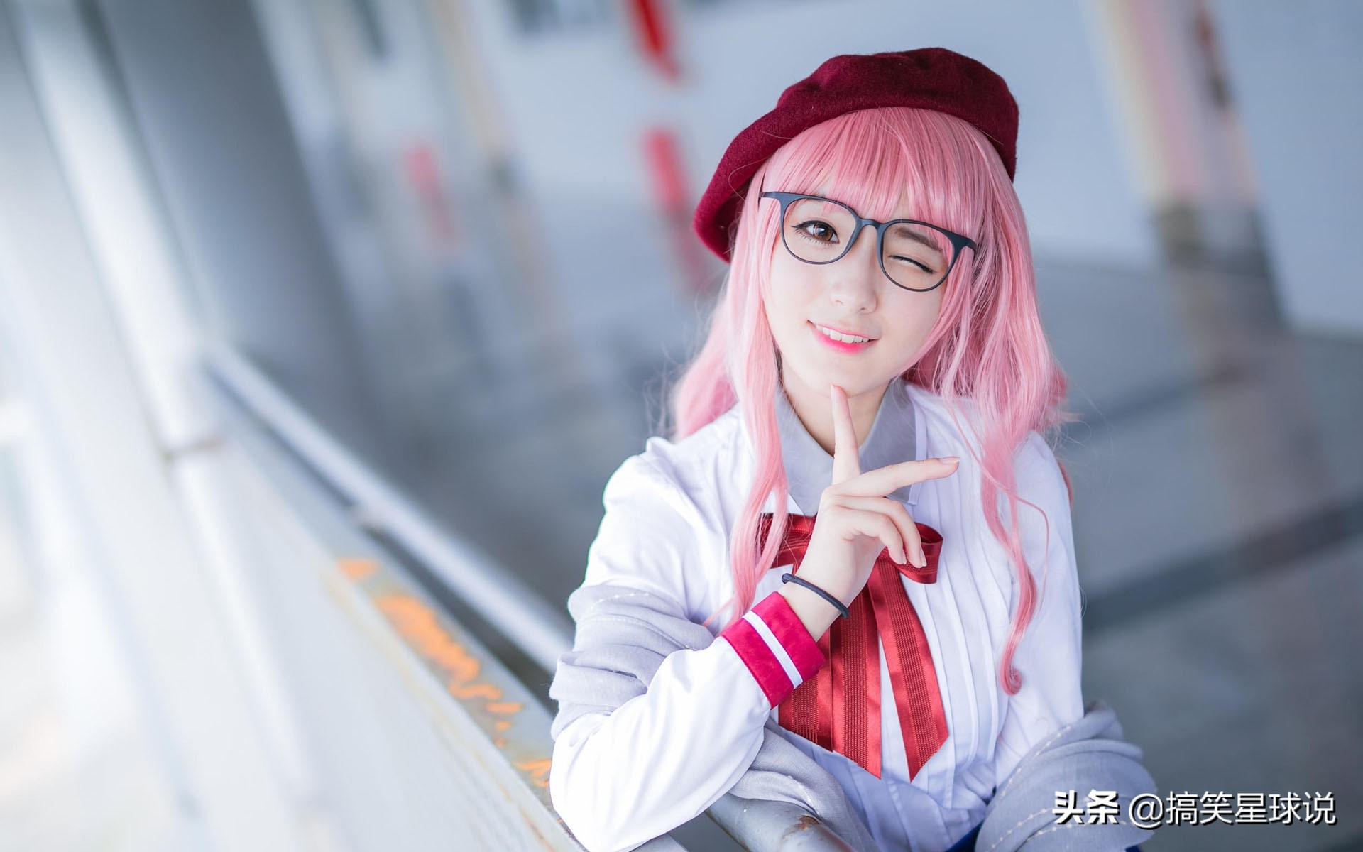 女朋友刚刚发信息,女朋友发我好无聊怎么回