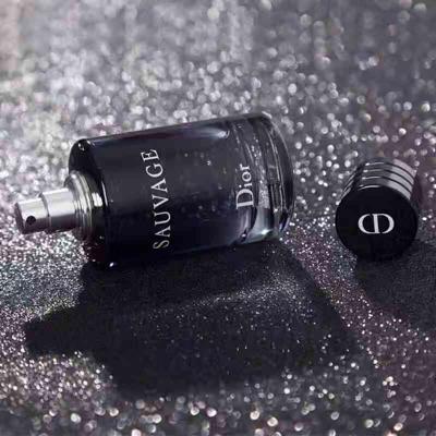 30-40岁男士香水排行榜,男士车里适合什么味道的香水