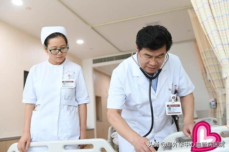 宝宝支气管肺炎快好了又突然加重,新生儿肺炎久治不愈