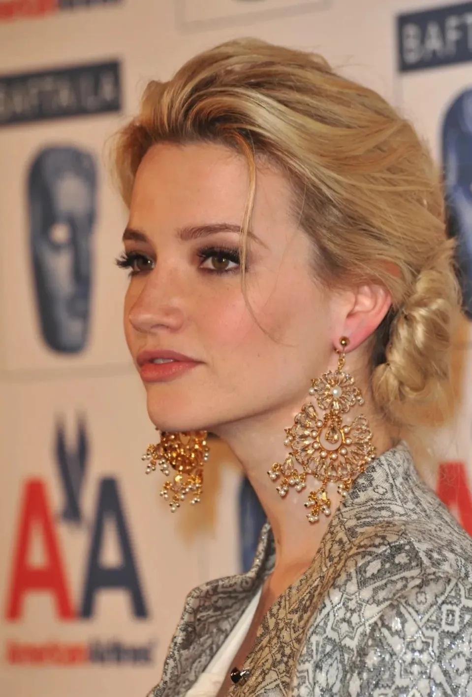 和特斯拉总裁离过两次婚，好莱坞最性感的物理博士