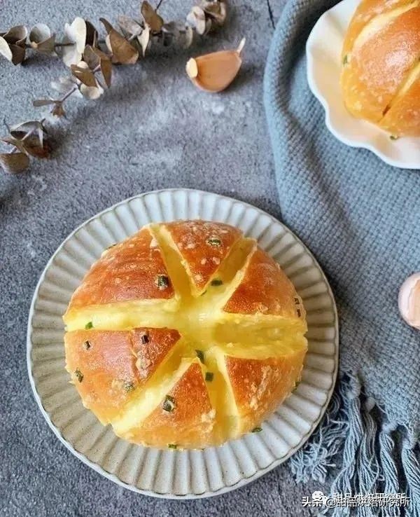 网红蒜香奶酪包,网红爆款奶酪包