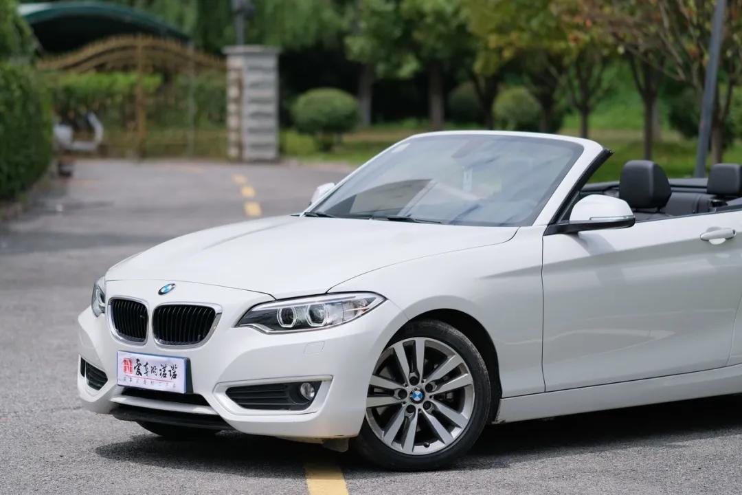 宝马220i有七座的吗,宝马220i最新款