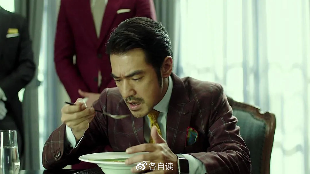 周冬雨一个都不能少,周冬雨越来越有女人味了