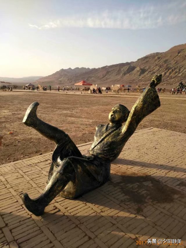 新疆风景火焰山,游览火焰山