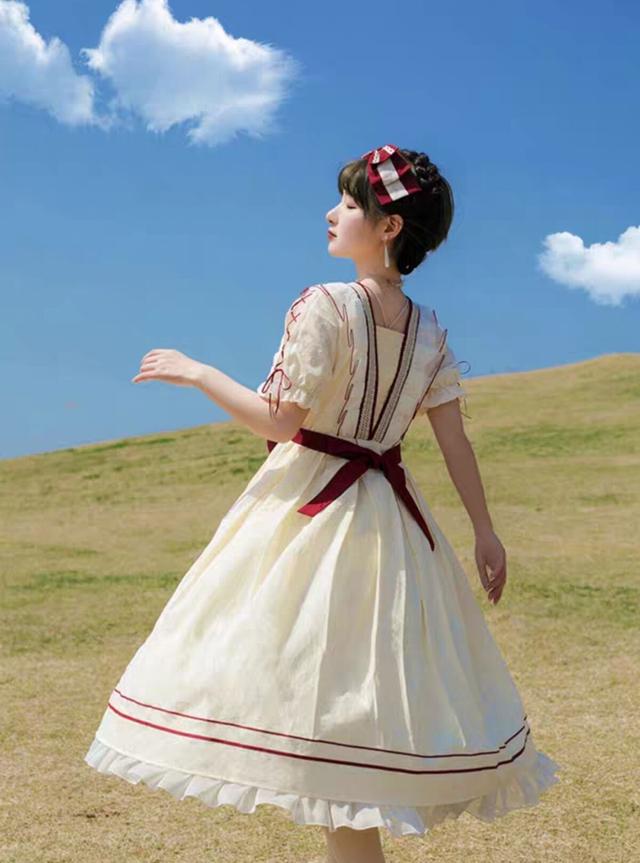 “中、日、韩”三种洛丽塔各不同，韩系很甜，但中华风最惊艳