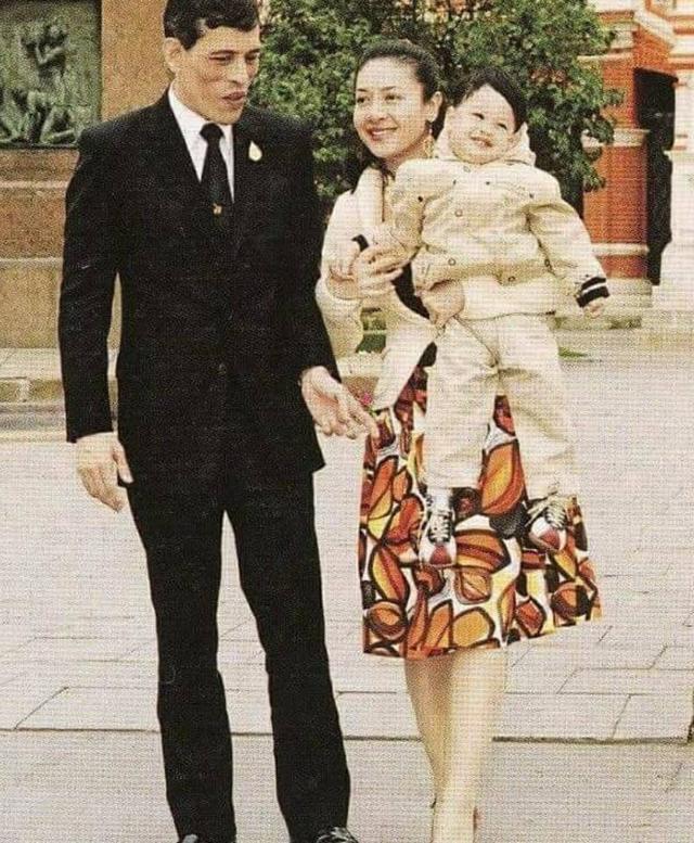 泰王与西拉米有夫妻相吗,泰王与西拉米的爱情不平等