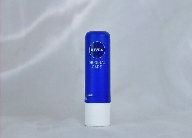 秋冬唇部干燥怎么办,秋冬唇部护理