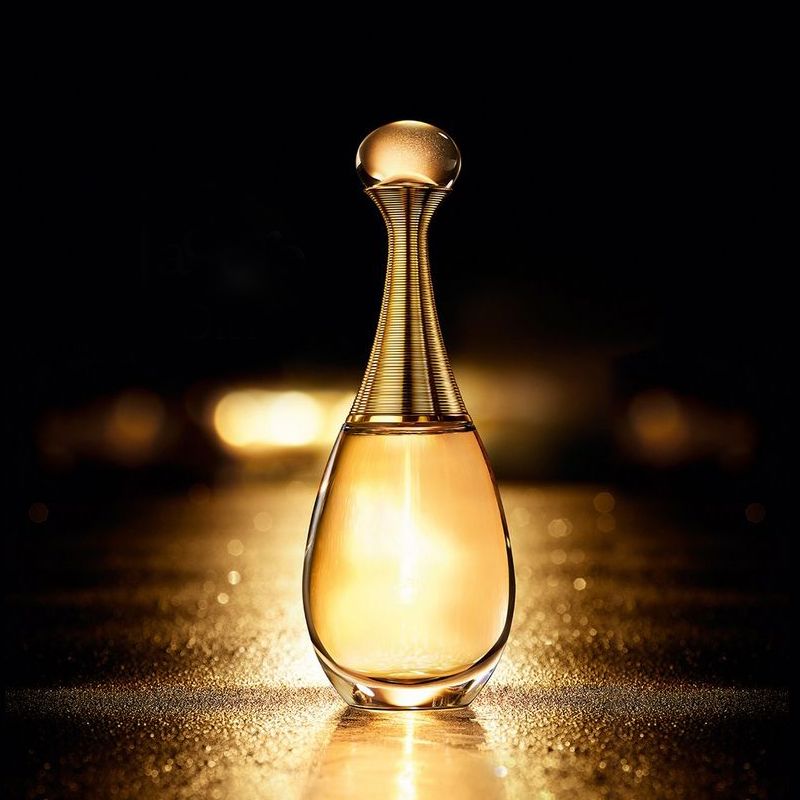 经典5号香水适合什么人,经典香水推荐哪款好用点