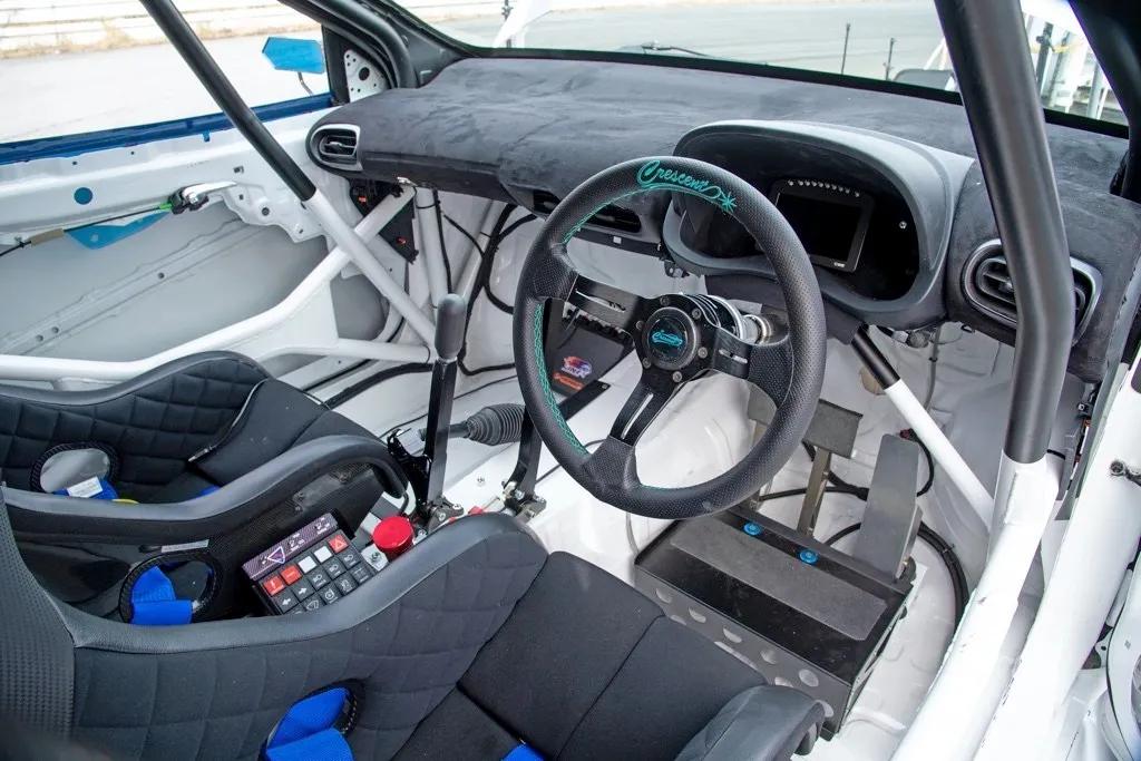 丰田gr雅力士改装拉力赛,丰田雅力士gr雪天漂移