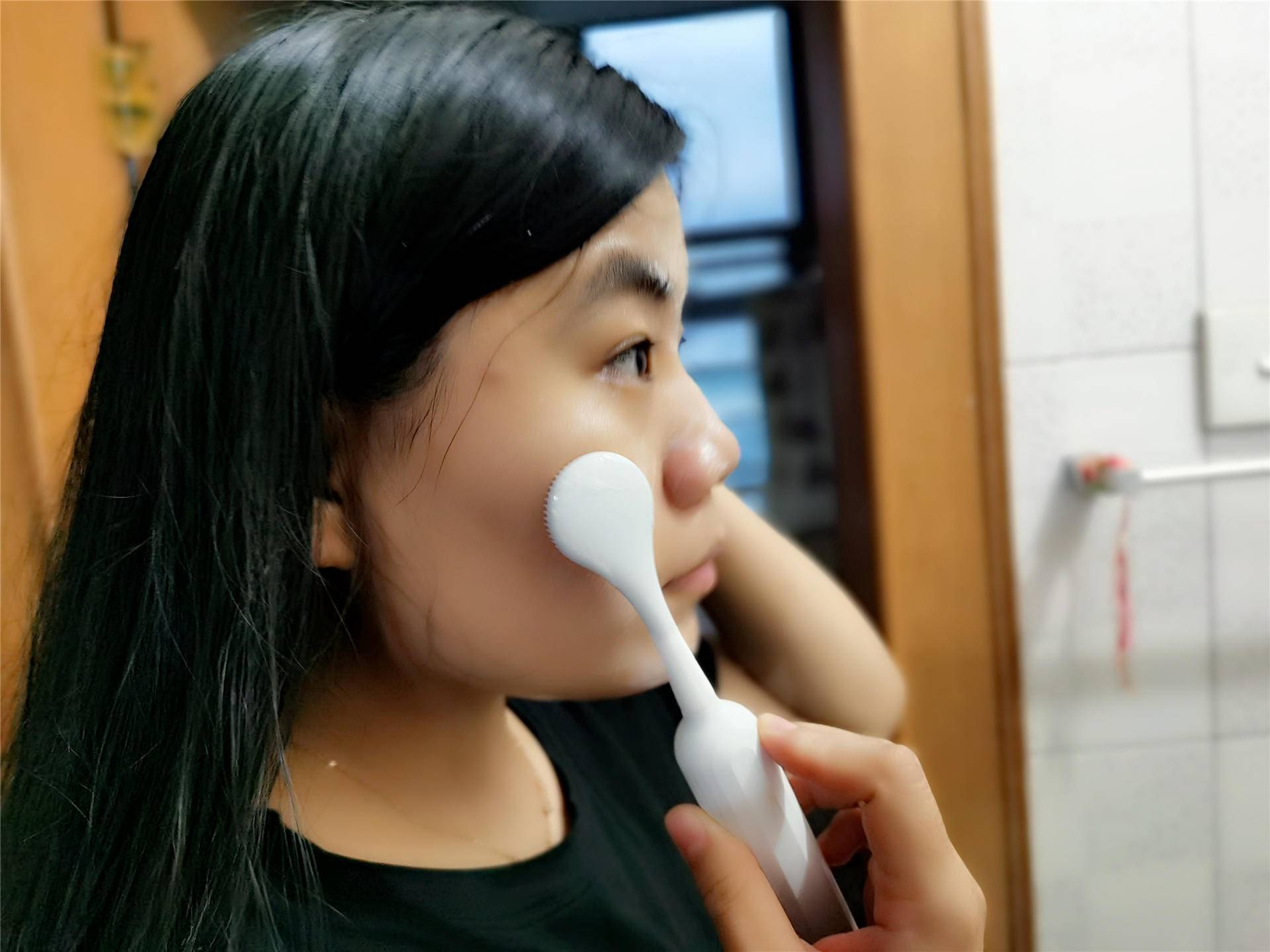 声波护理电动牙刷,超声波牙刷和旋转电动牙刷评测