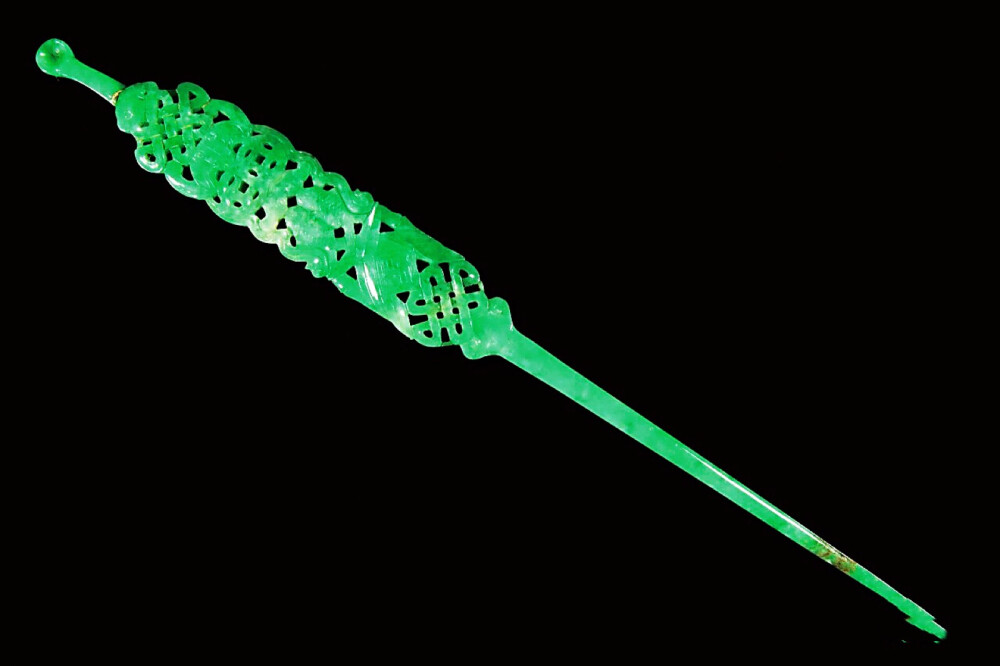 清宫秘藏珍品翡翠,精品赏析藏于故宫的天价翡翠